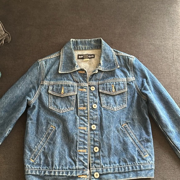 Jacket - Picture 2 of 4